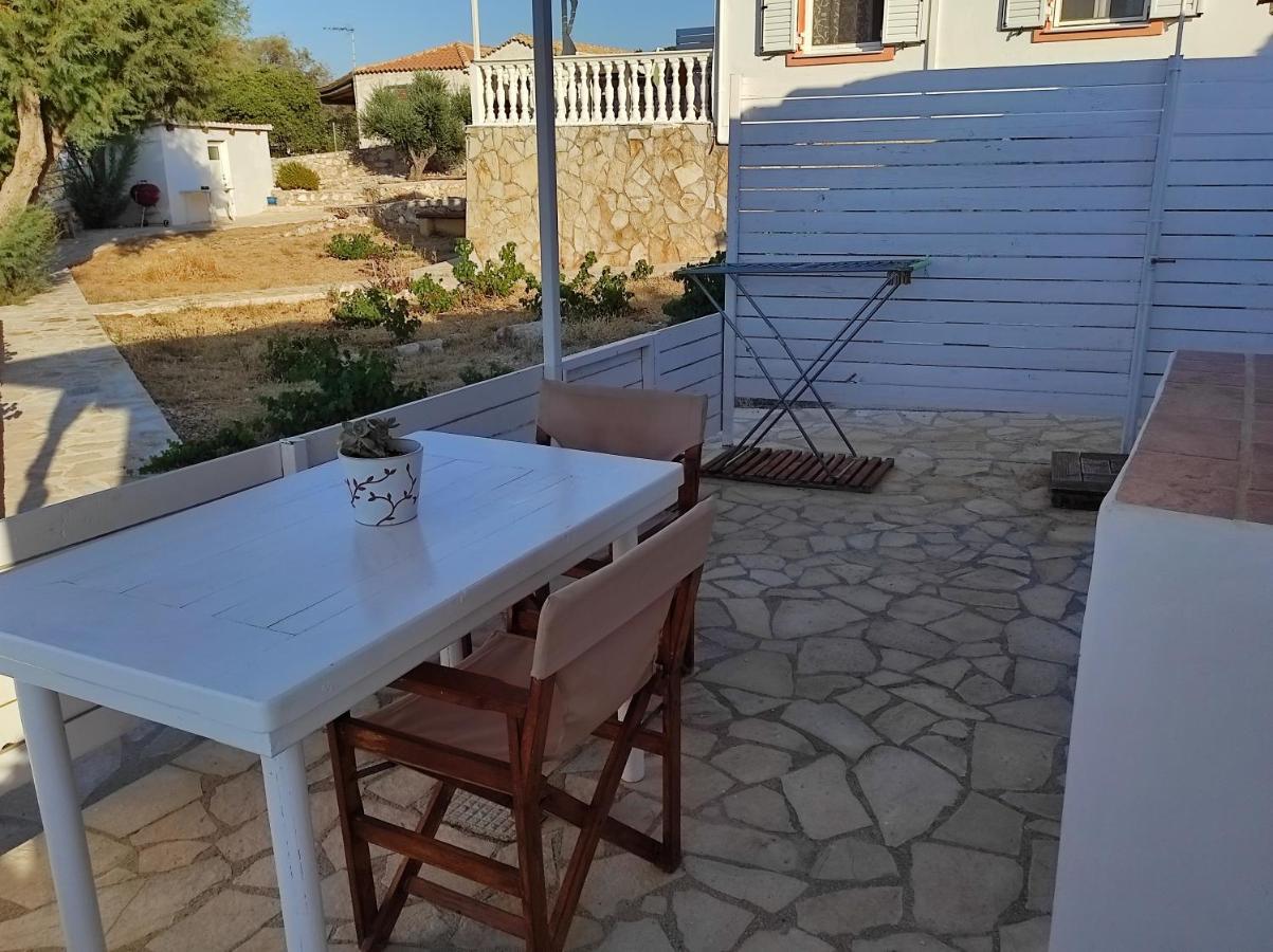 Floreika Studio By The Sea Skinaria Bagian luar foto