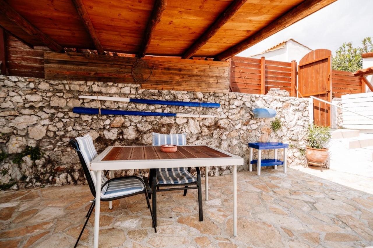 Floreika Studio By The Sea Skinaria Bagian luar foto